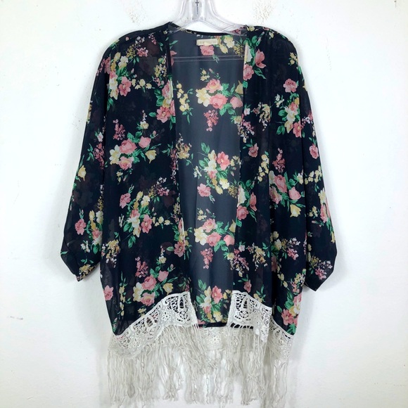 Rachael & Chloe Sweaters - RACHAEL & CHLOE FLORAL OPEN FRONT KIMONO CARDIGAN